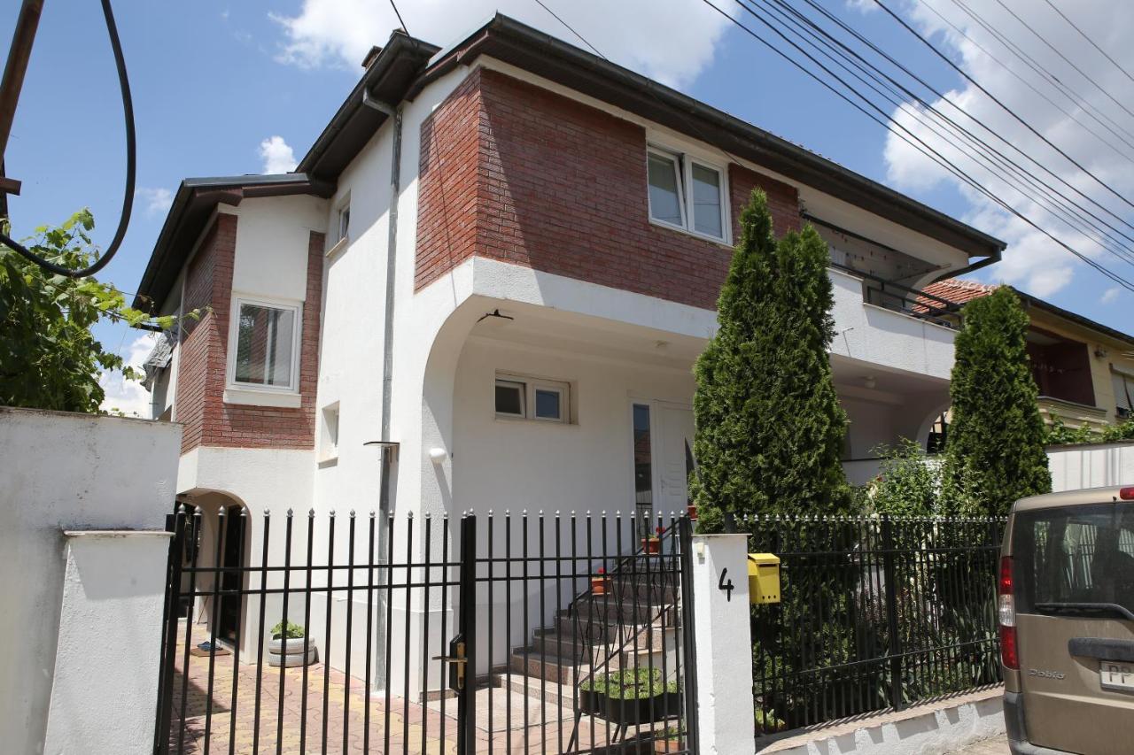 City Center Apartments Prilep Bagian luar foto