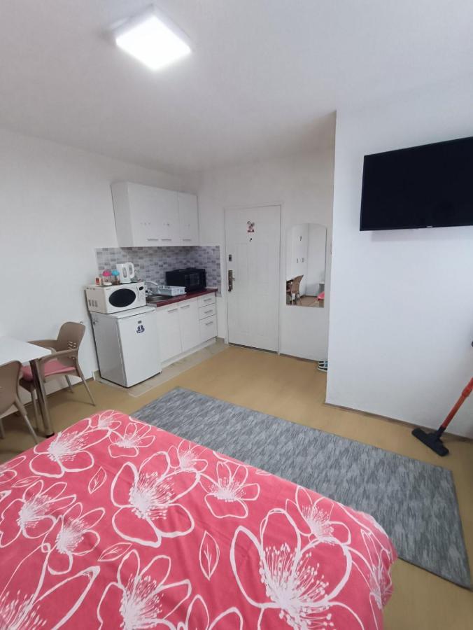 City Center Apartments Prilep Bagian luar foto