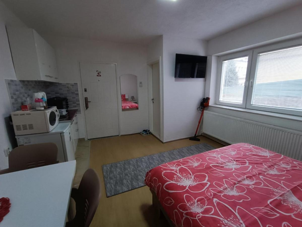 City Center Apartments Prilep Bagian luar foto