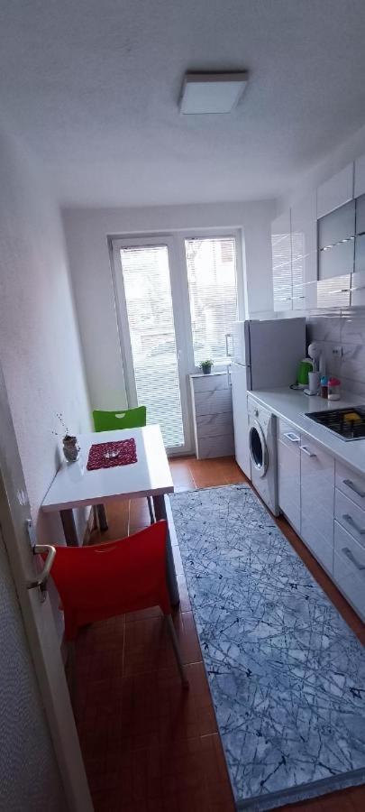 City Center Apartments Prilep Bagian luar foto