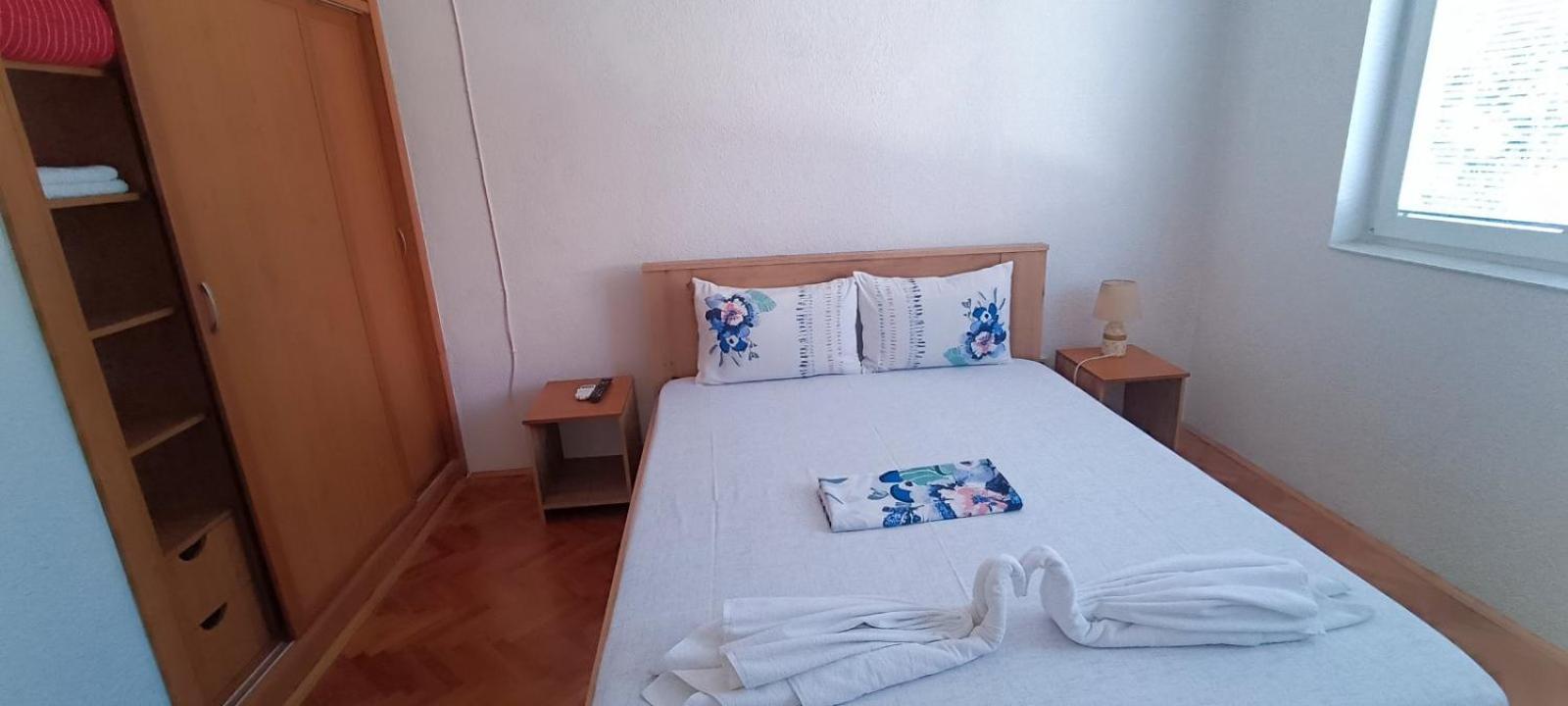 City Center Apartments Prilep Bagian luar foto
