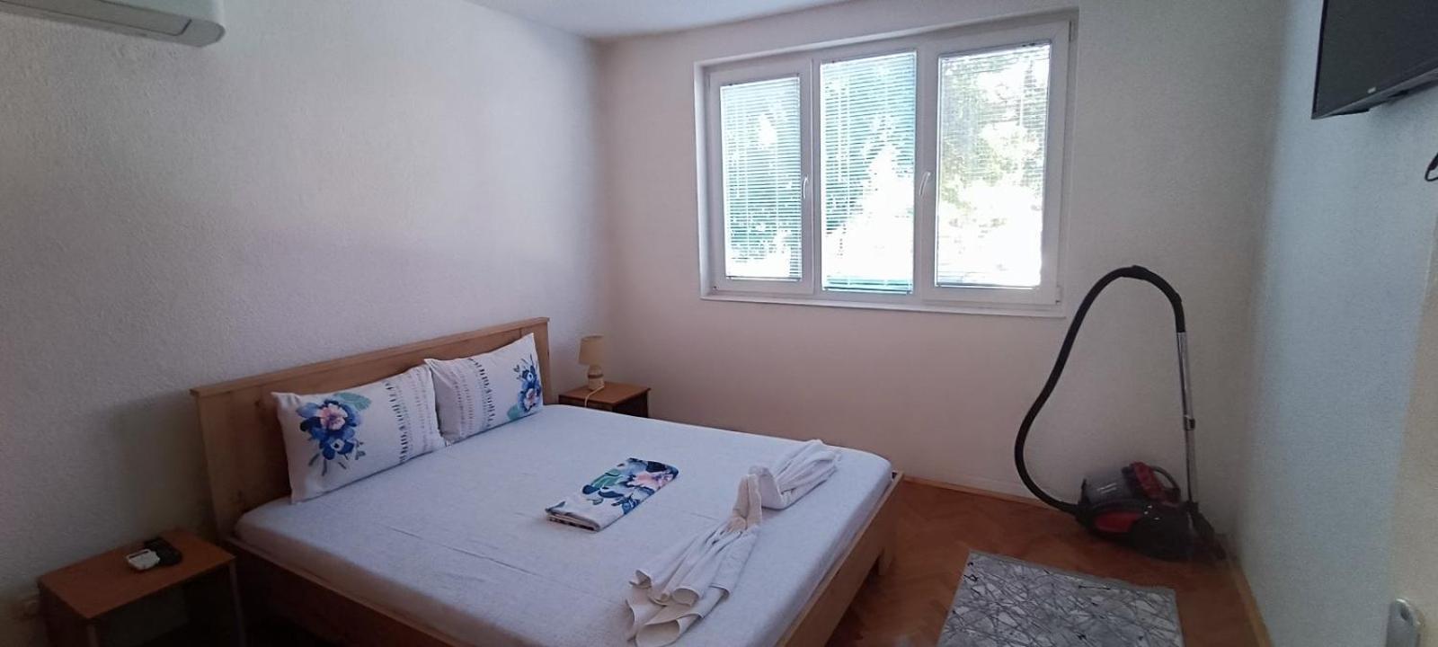 City Center Apartments Prilep Bagian luar foto