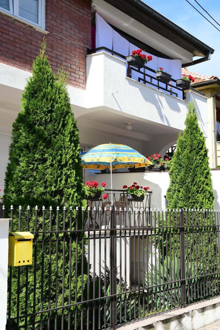 City Center Apartments Prilep Bagian luar foto