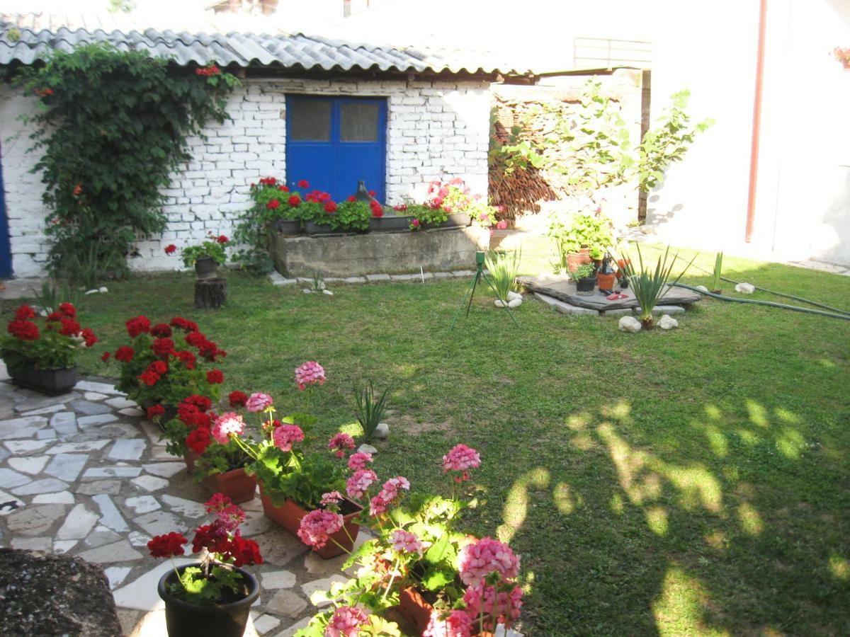 City Center Apartments Prilep Bagian luar foto